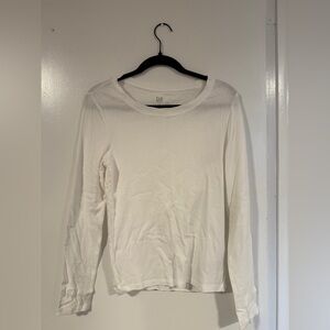 NWOT! GAP Women’s Long Sleeve Shirt - White